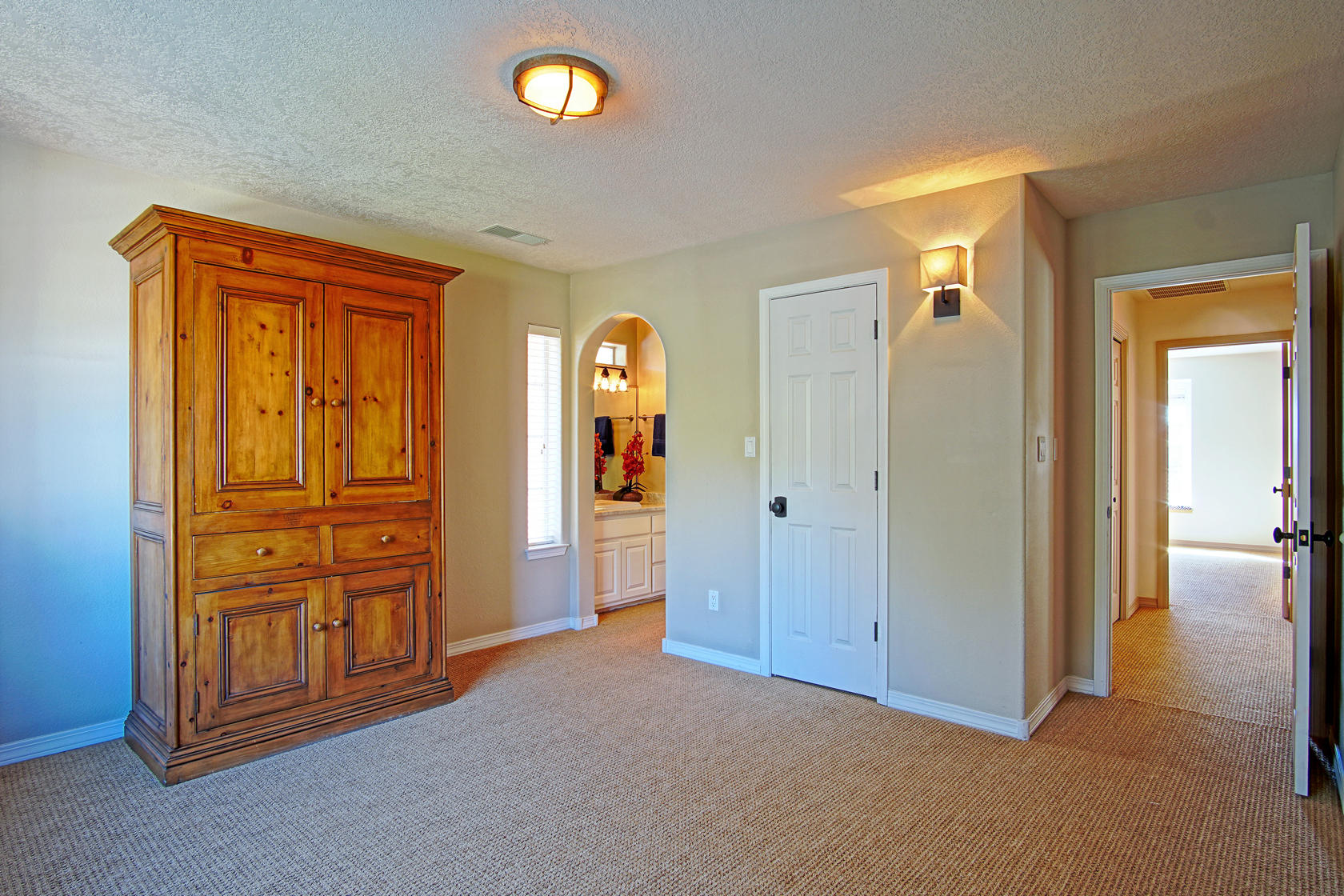 10408 ROYAL TROON NE