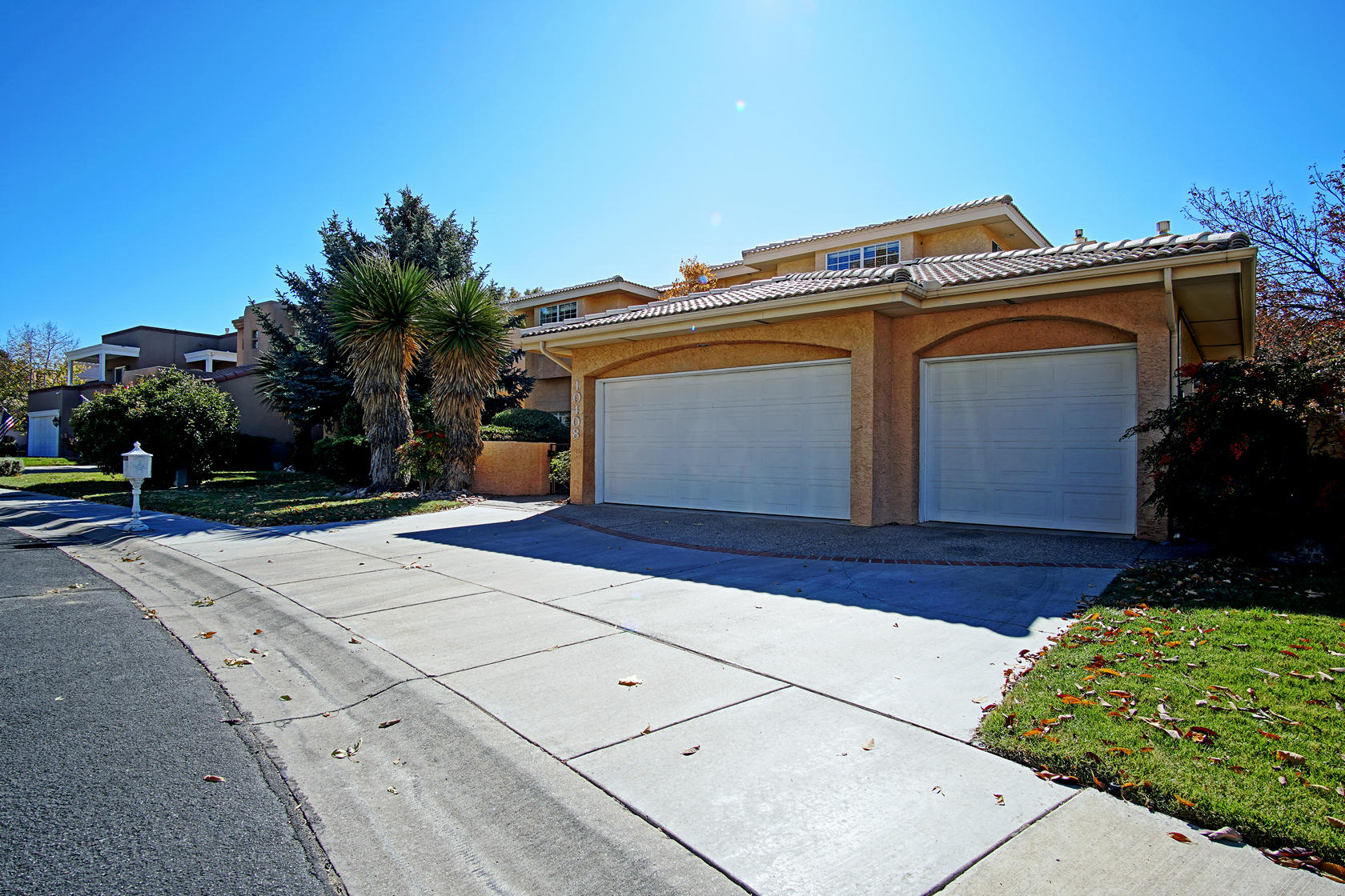 10408 ROYAL TROON NE