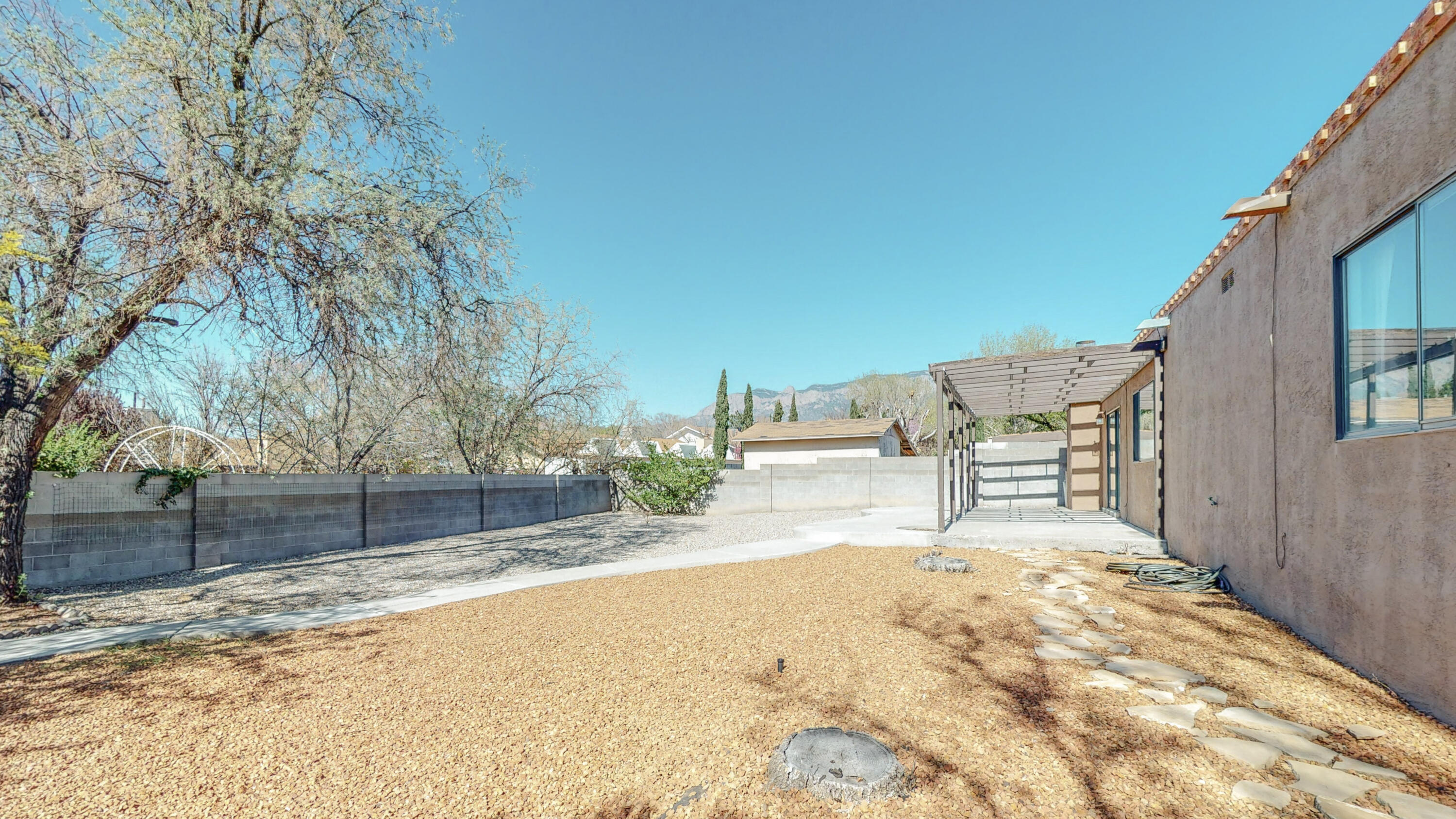 8909 OPPORTUNITY Drive NE