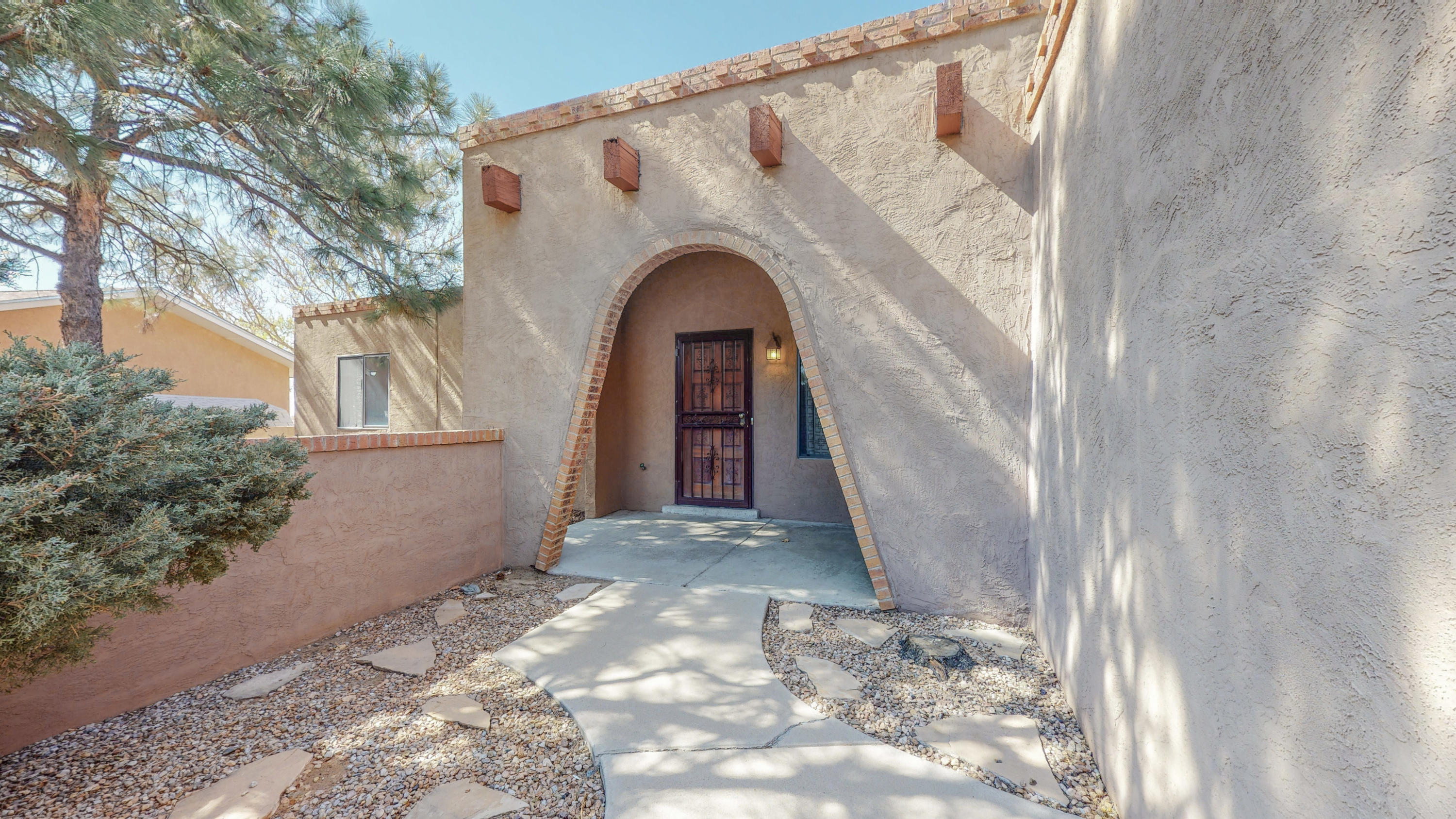 8909 OPPORTUNITY Drive NE