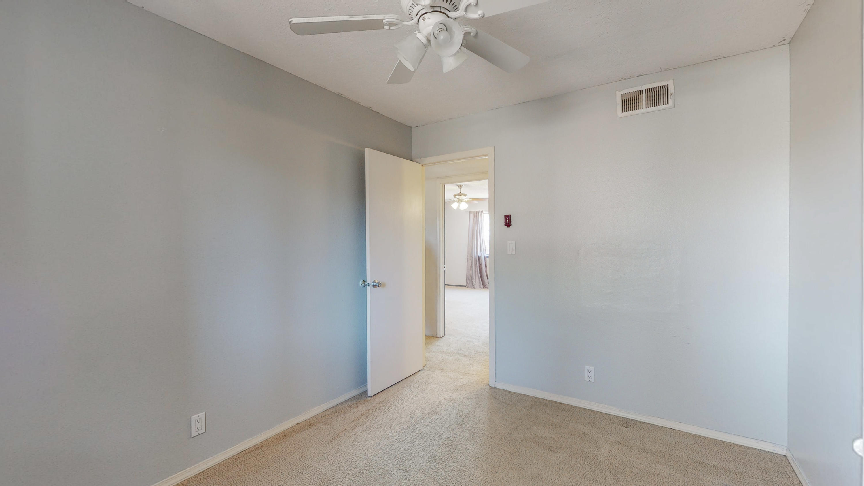 8909 OPPORTUNITY Drive NE