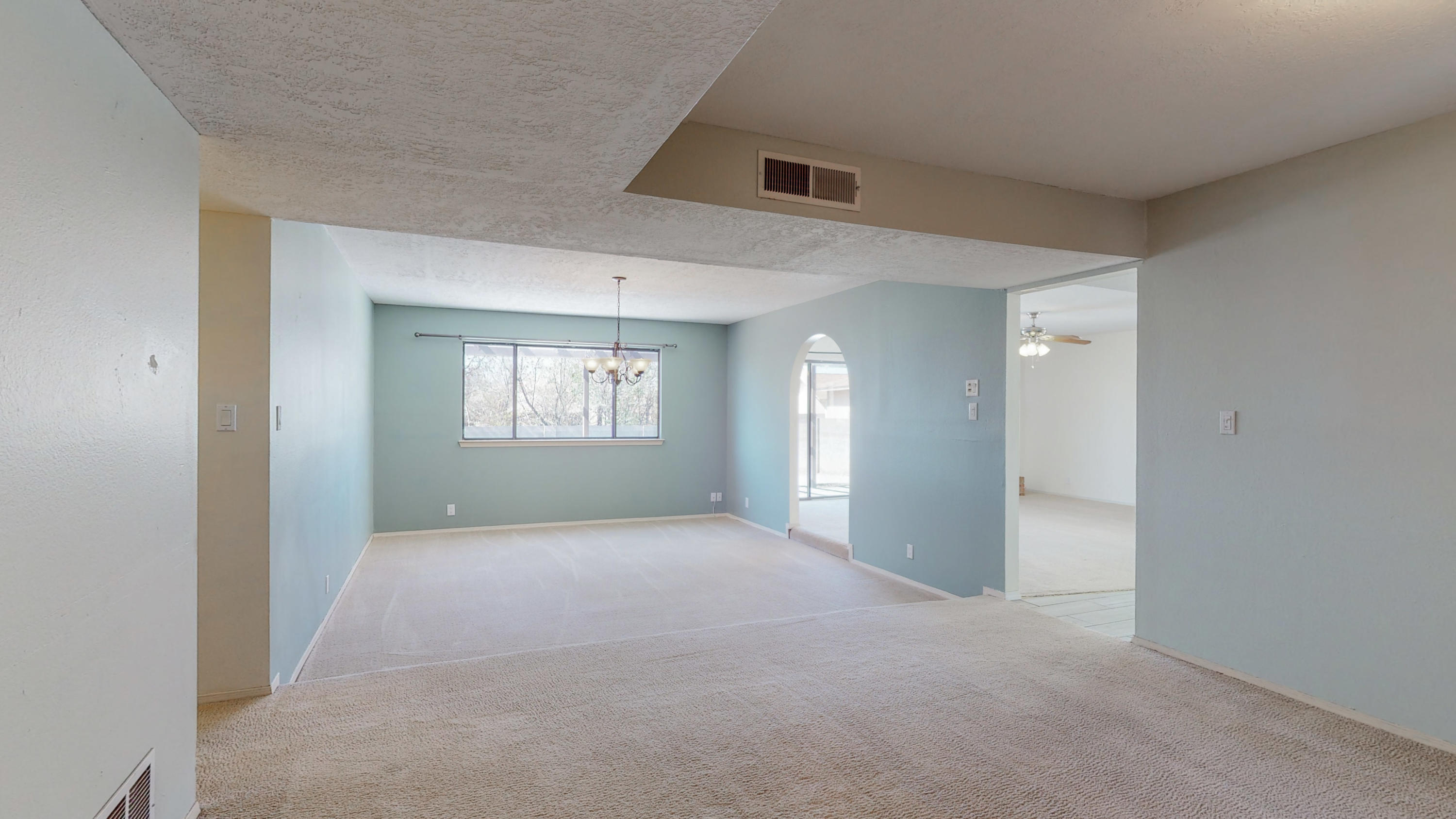 8909 OPPORTUNITY Drive NE