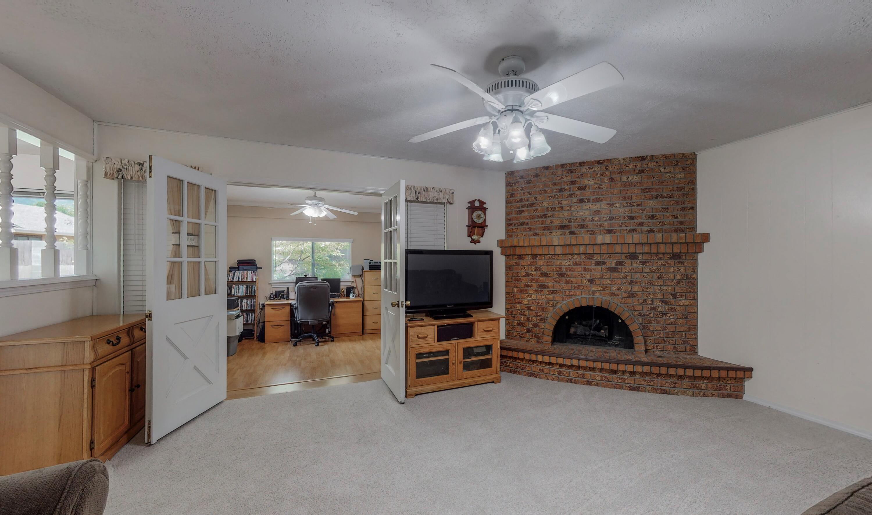 7308 Appomattox Place NE