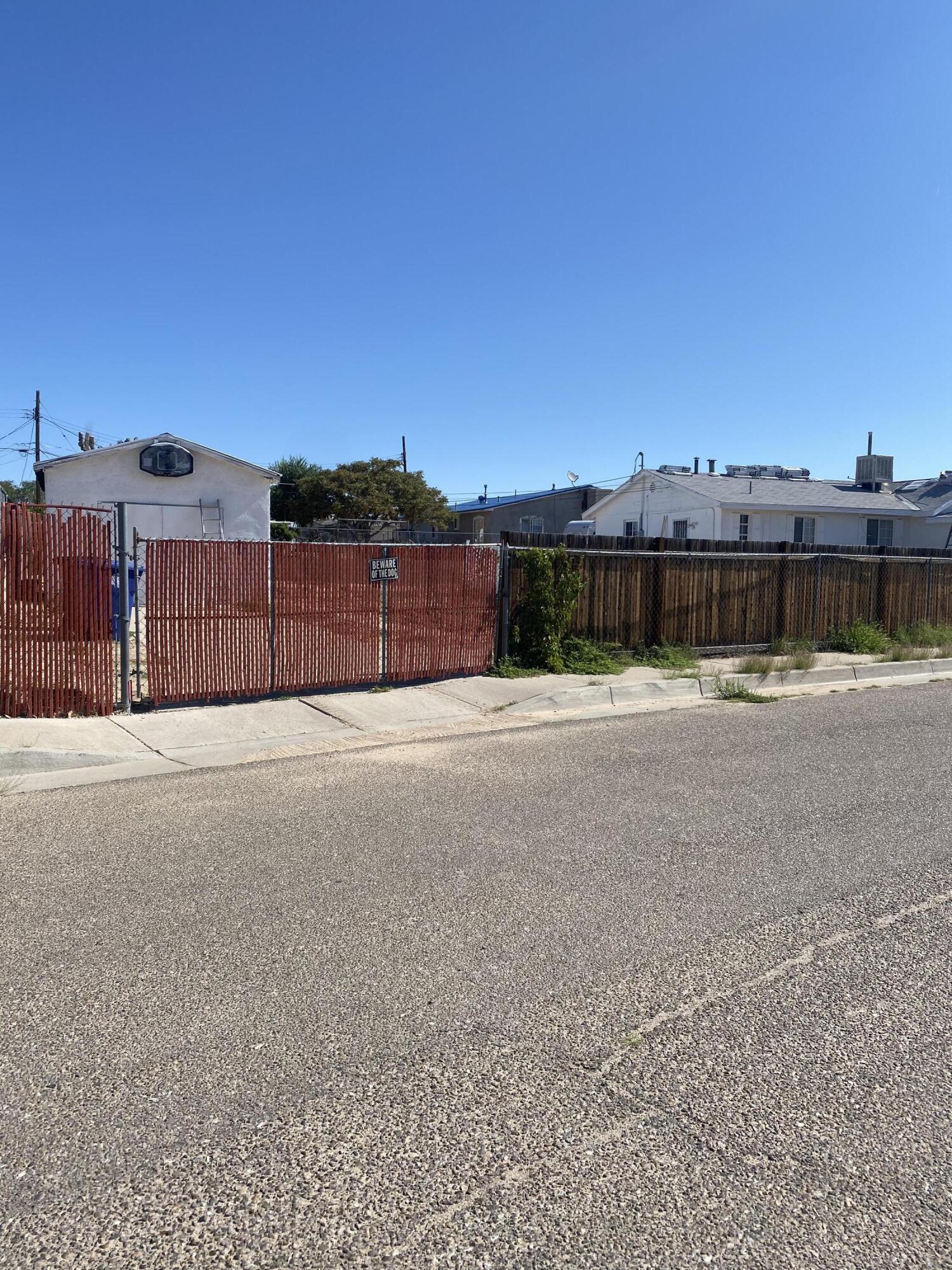 501 LOMA HERMOSA Drive NW