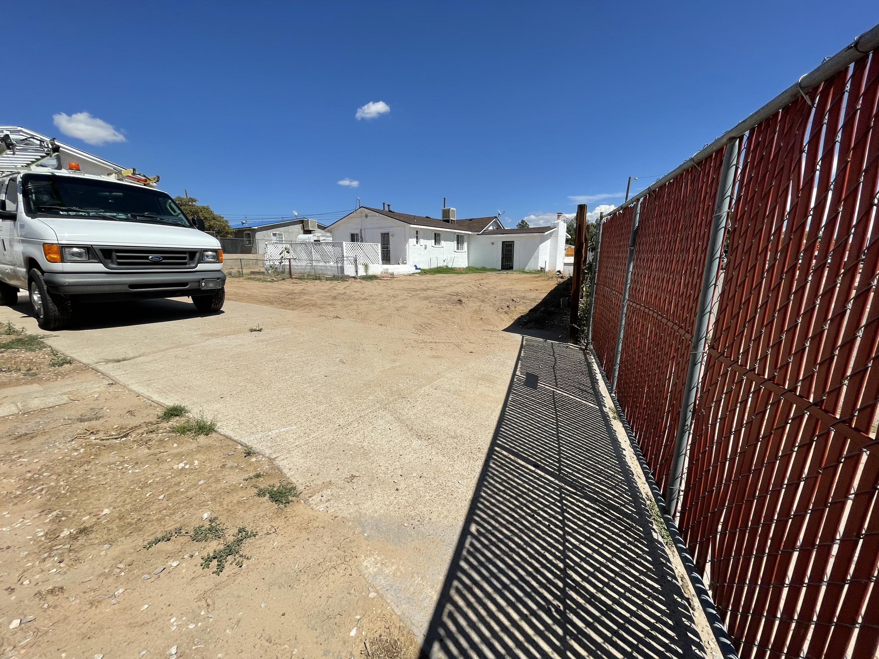 501 LOMA HERMOSA Drive NW