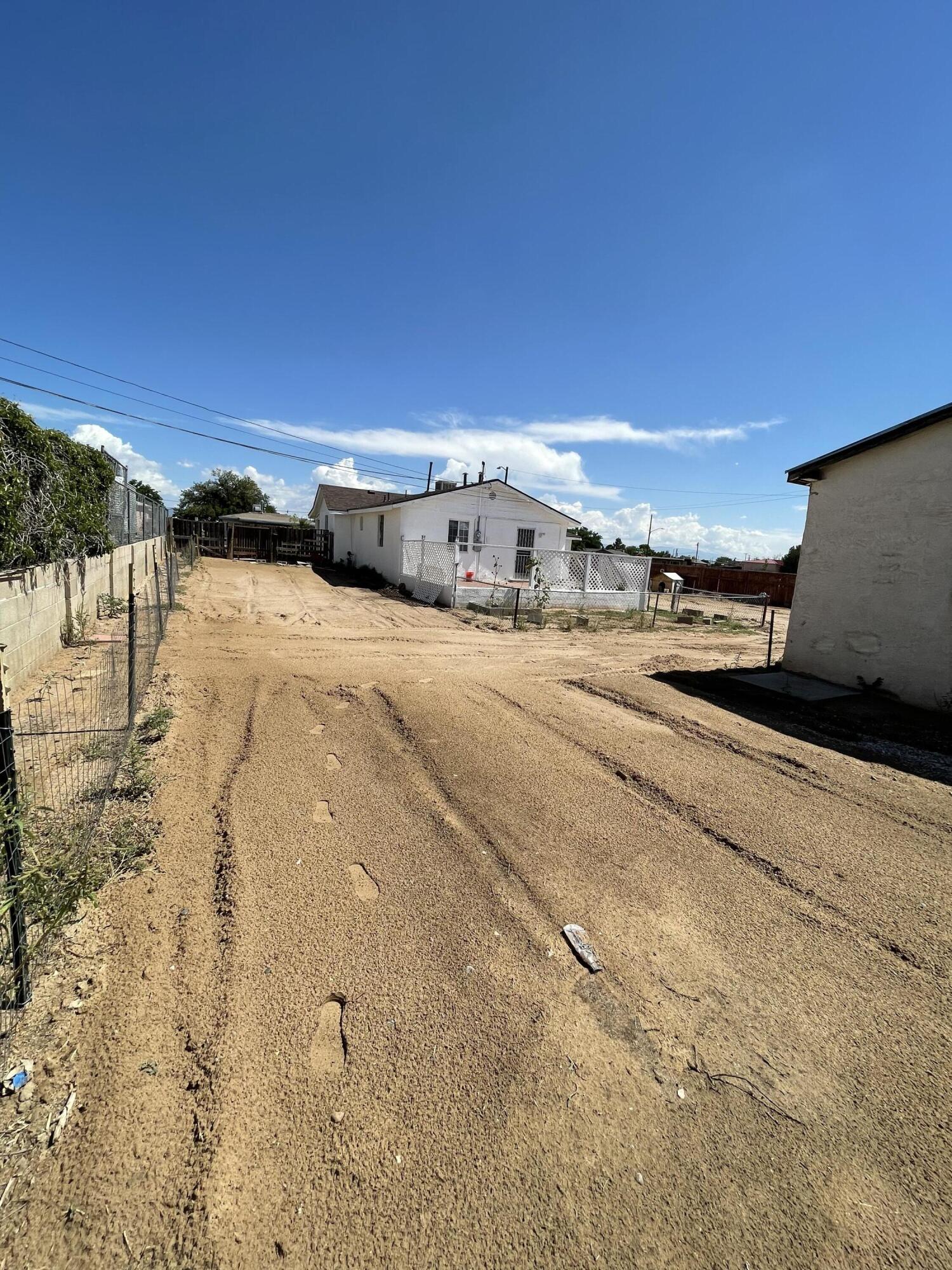 501 LOMA HERMOSA Drive NW