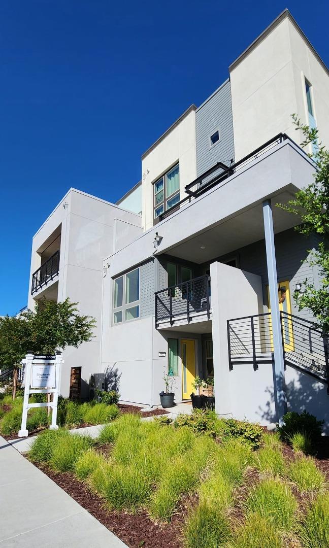 6822 Shutter Court