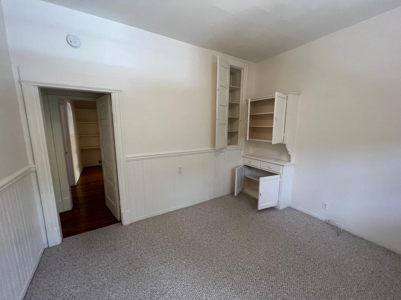 392 View Street