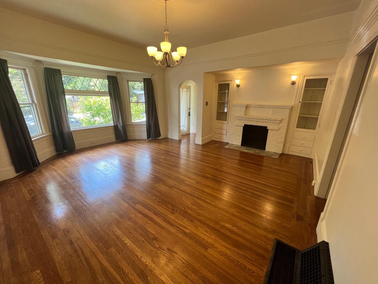392 View Street