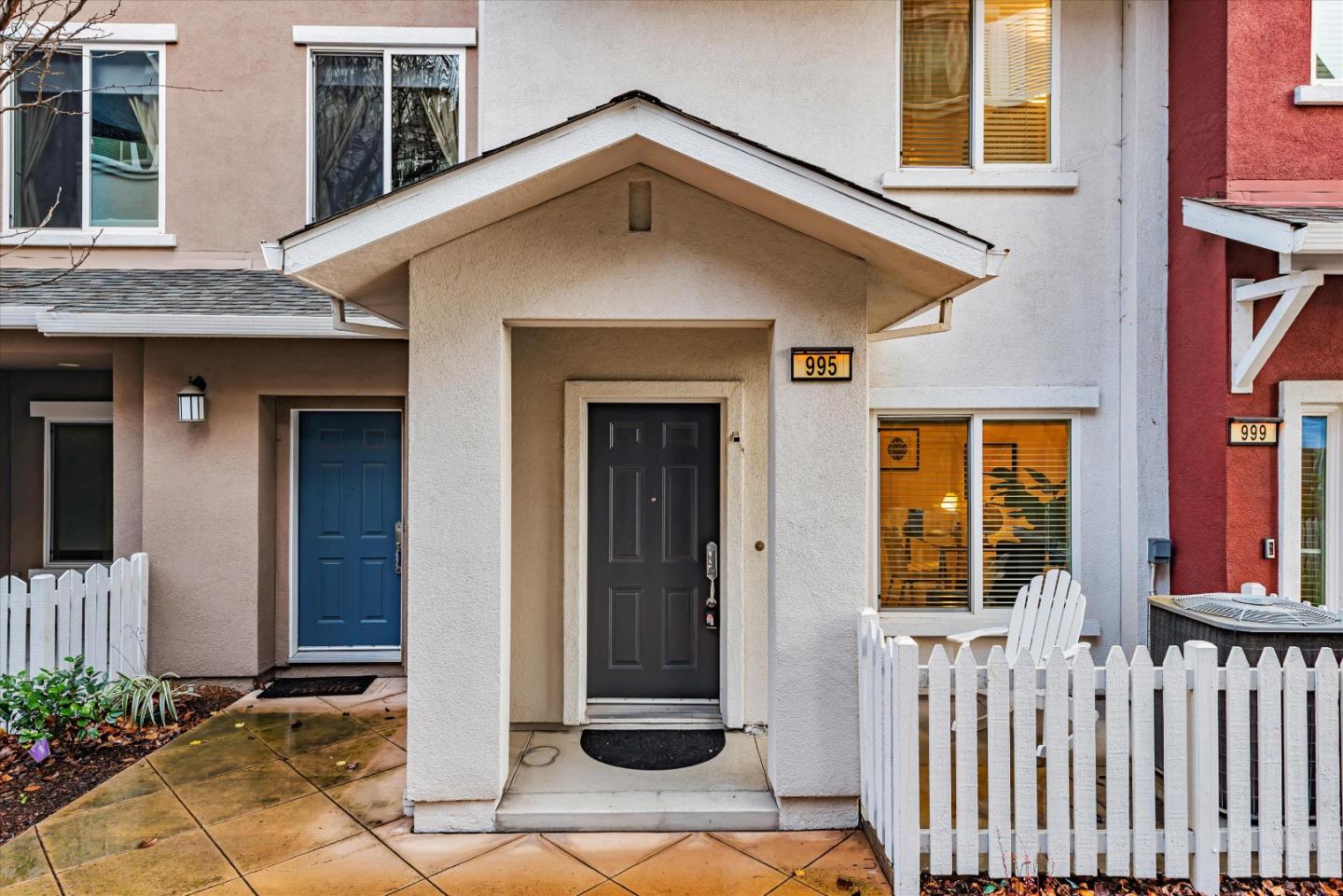 995 Alta Mar Terrace