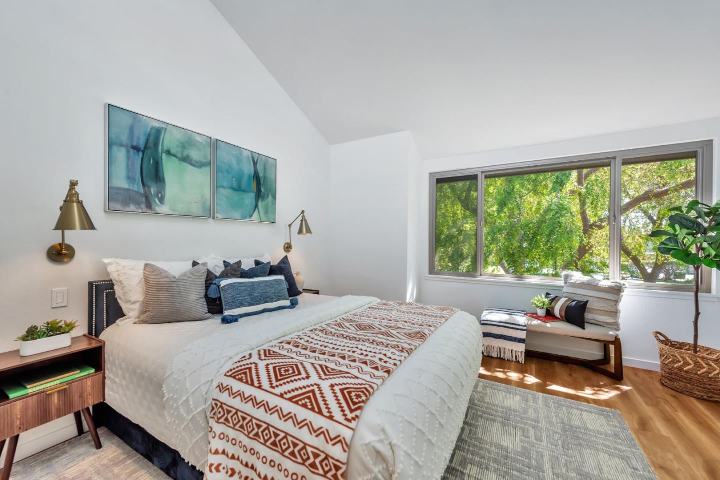 1126 Admiralty Lane
