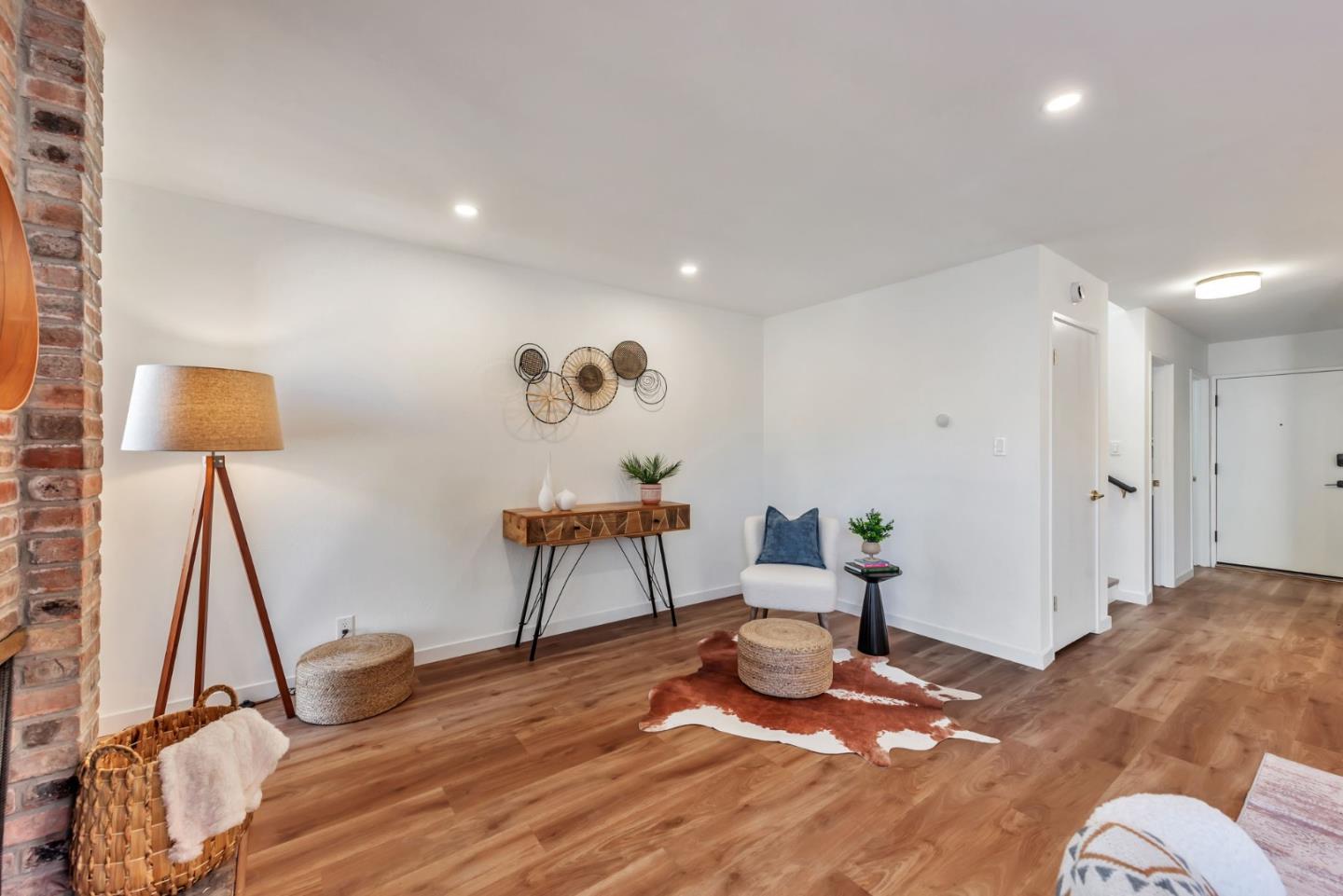 1126 Admiralty Lane