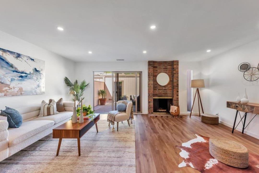 1126 Admiralty Lane
