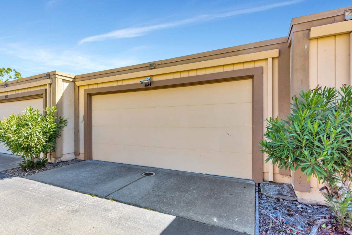 1126 Admiralty Lane