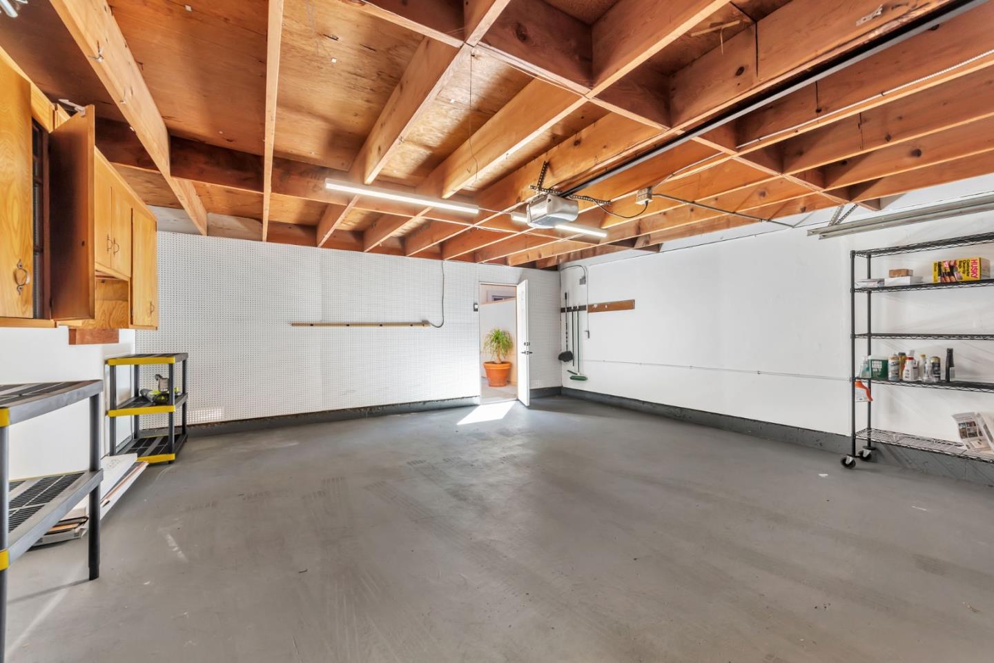 1126 Admiralty Lane