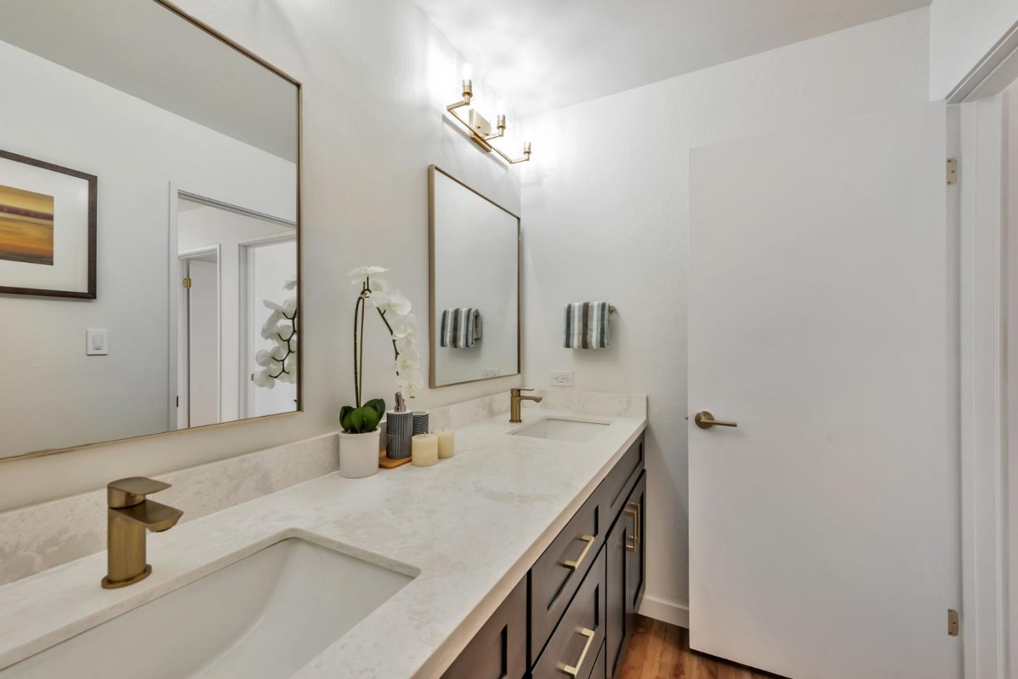 1126 Admiralty Lane