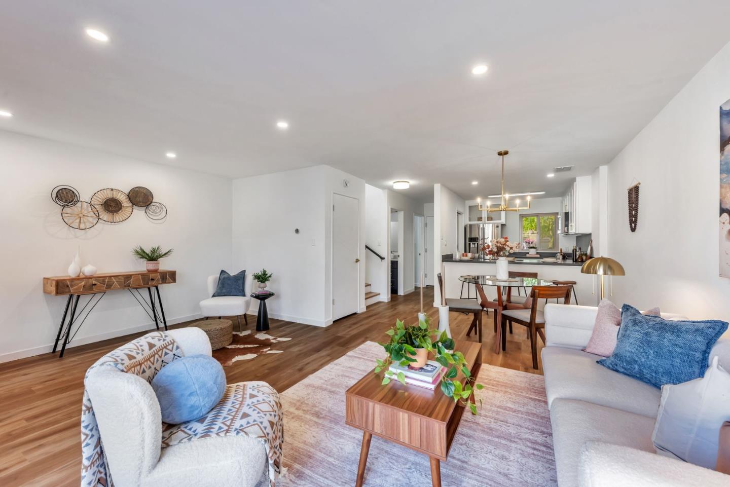 1126 Admiralty Lane