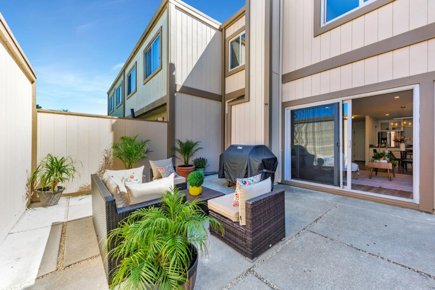 1126 Admiralty Lane