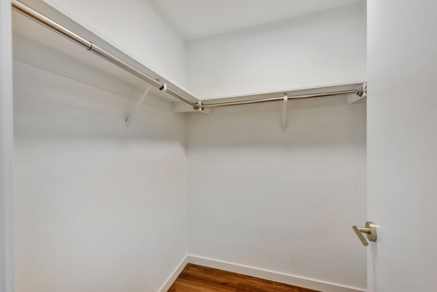 1126 Admiralty Lane