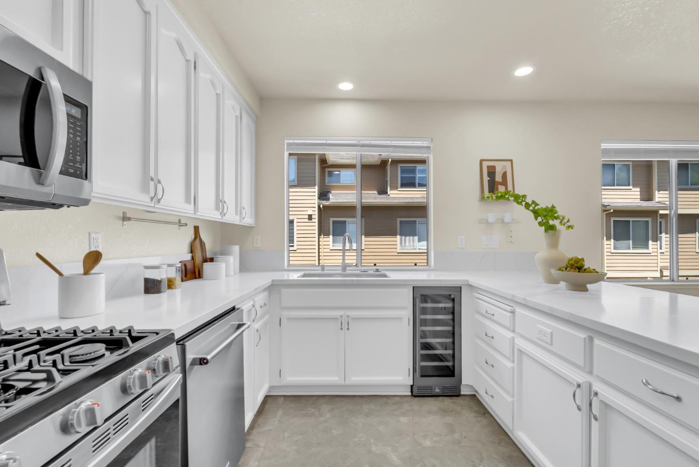 4641 Hampton Falls PL