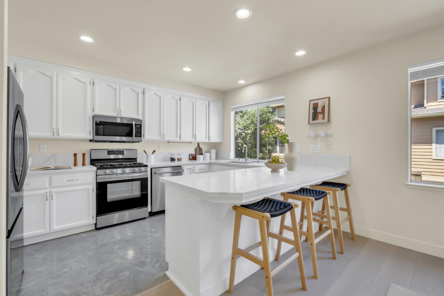 4641 Hampton Falls PL