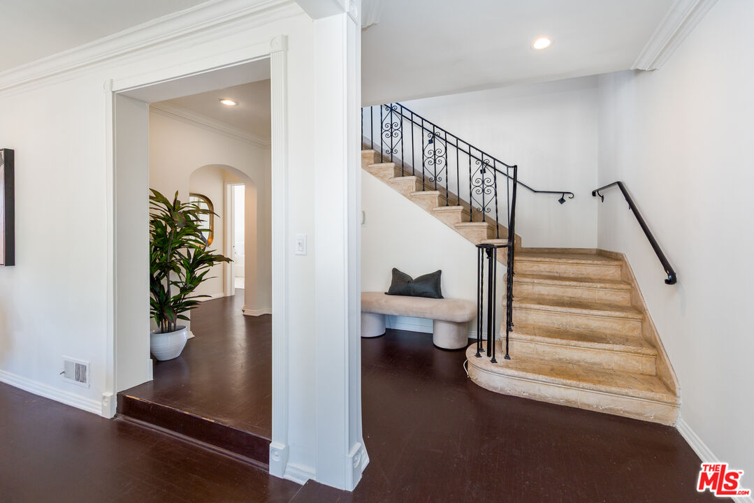 1904 Preuss Rd