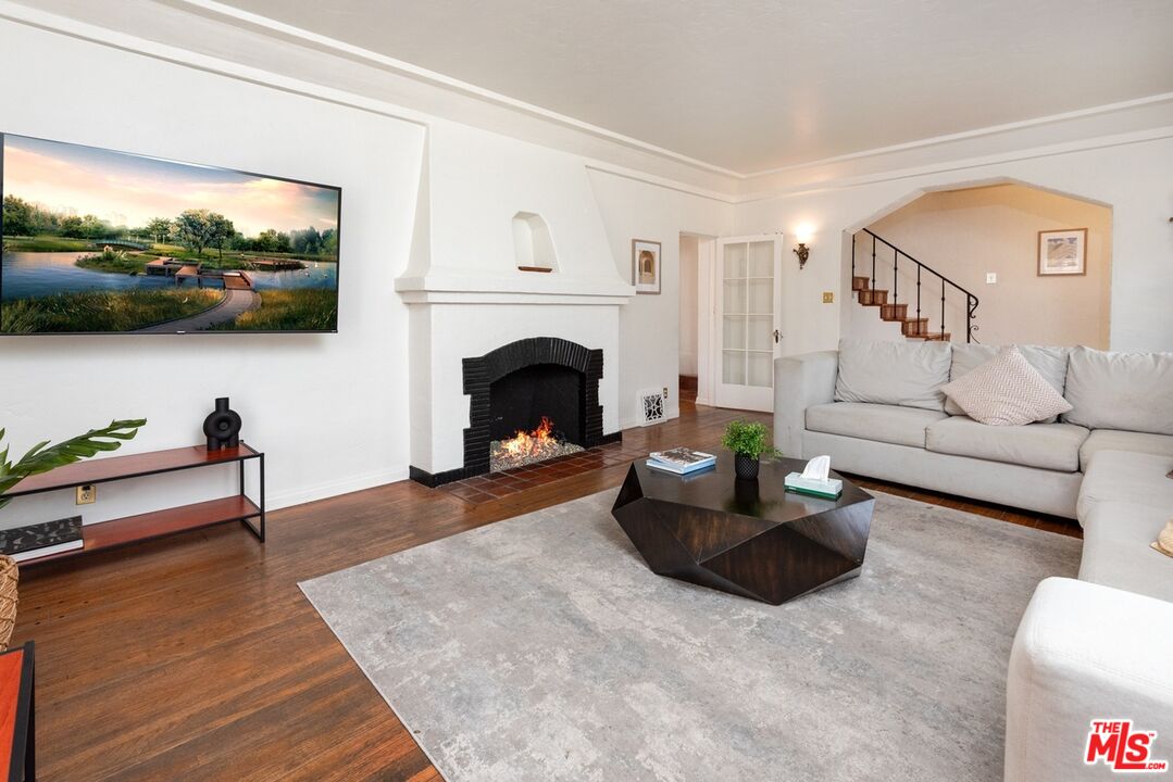 1906 Preuss Rd
