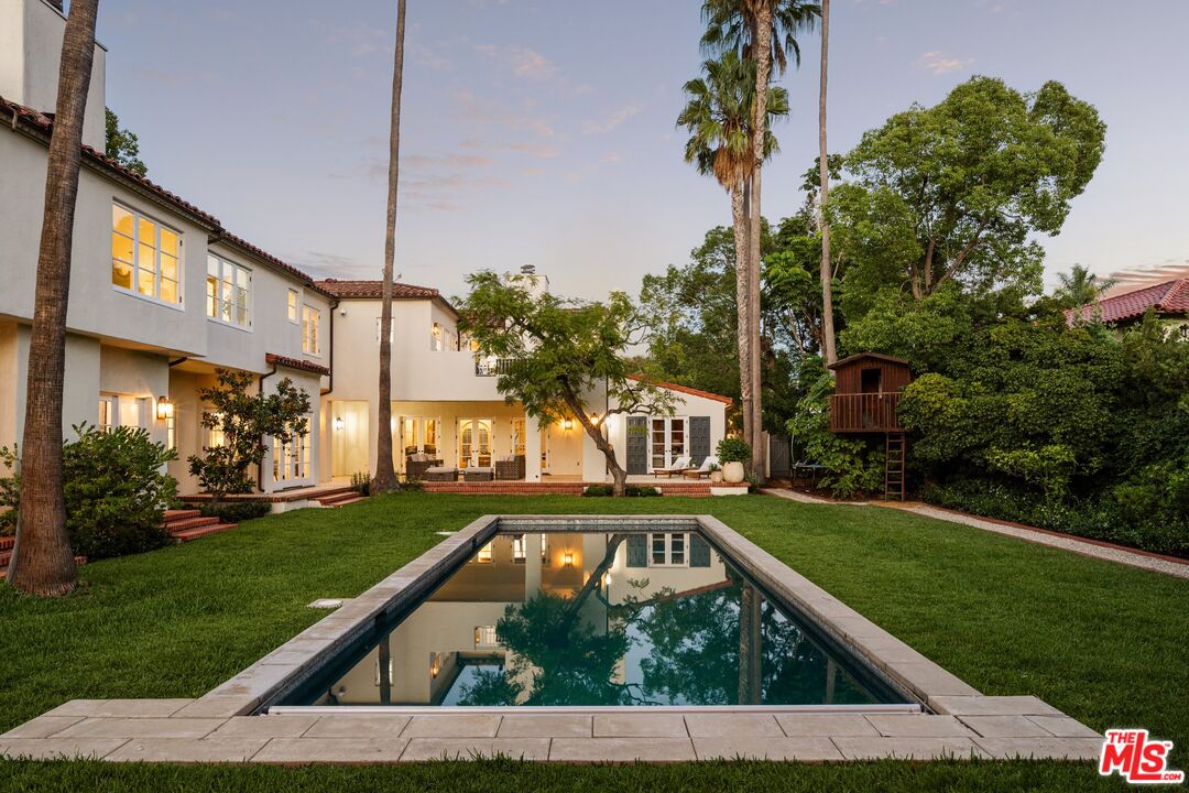 401 S Las Palmas Ave