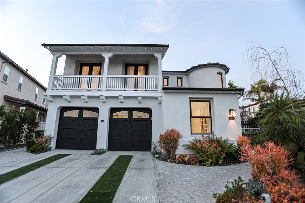 6525 Fremont