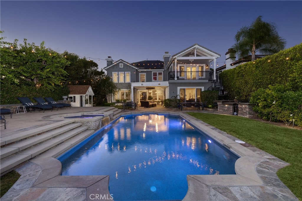 19635 Larchmont Circle