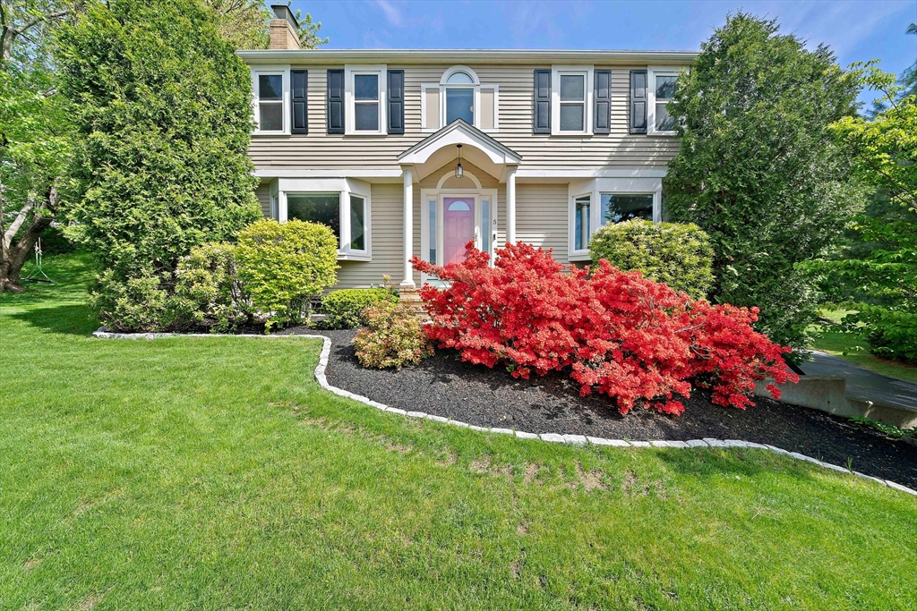 5 Pear Tree Dr