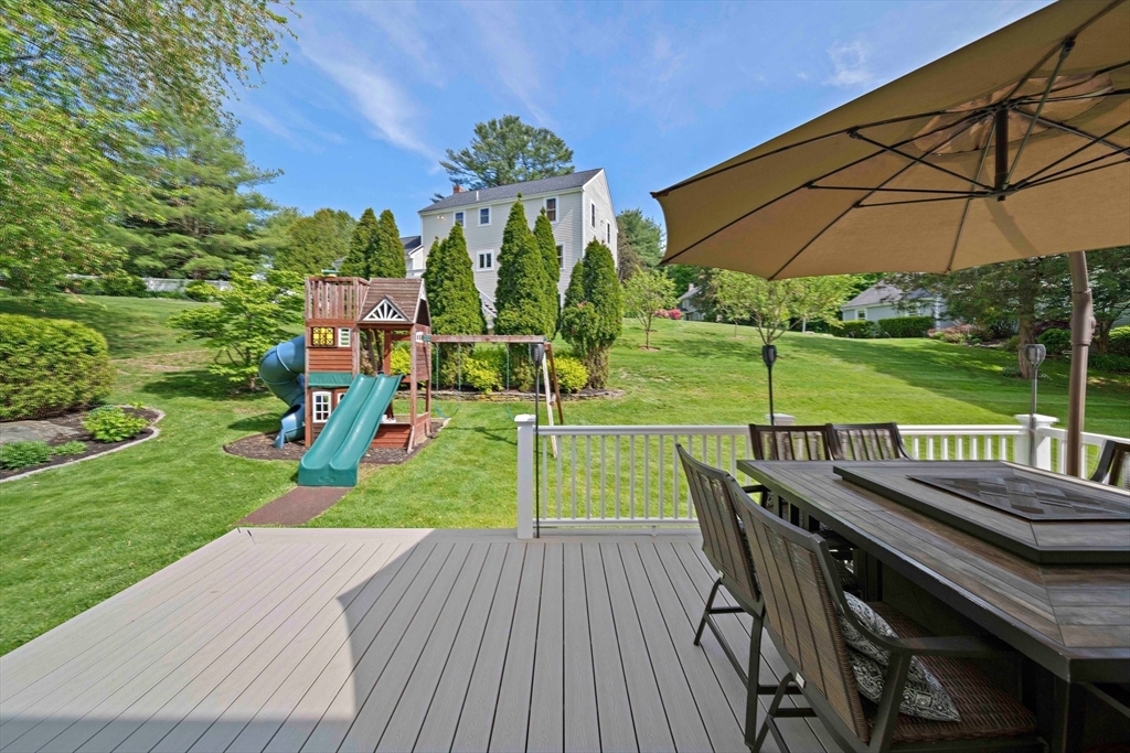 5 Pear Tree Dr