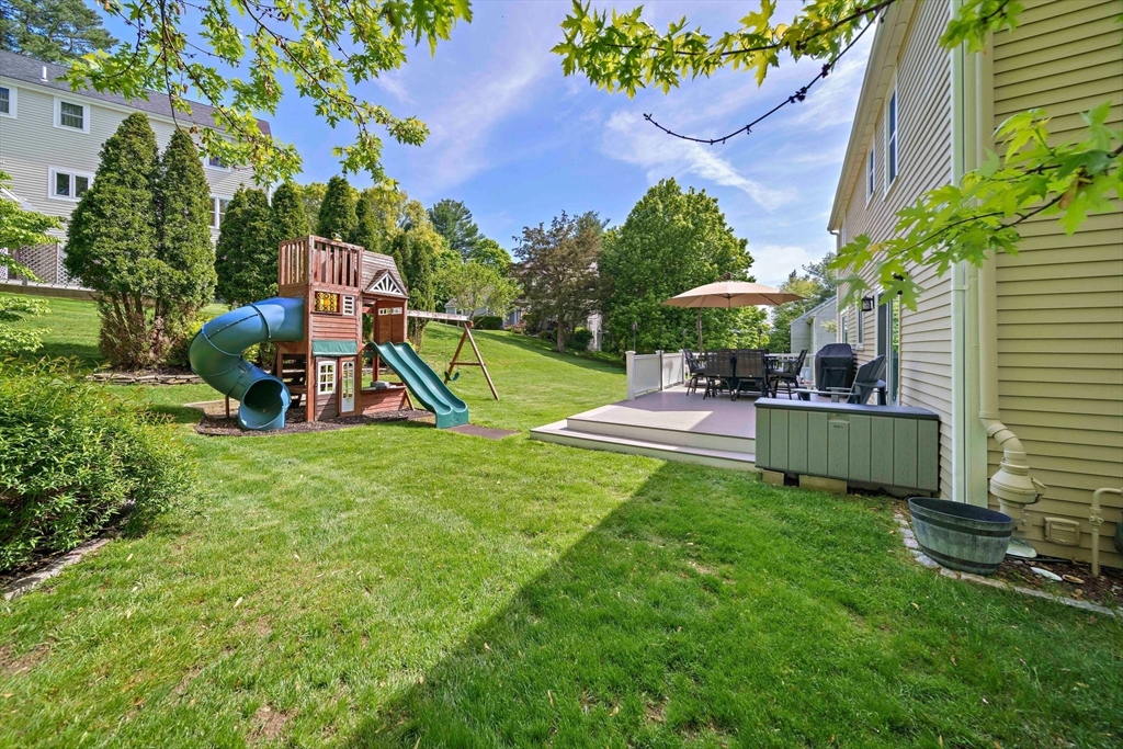 5 Pear Tree Dr