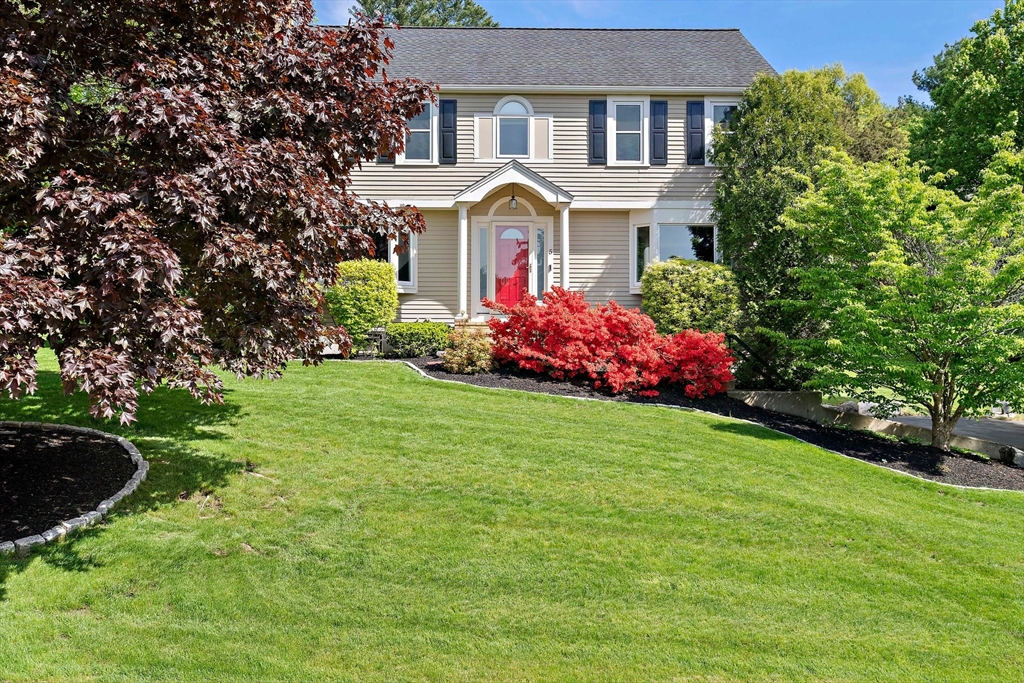 5 Pear Tree Dr