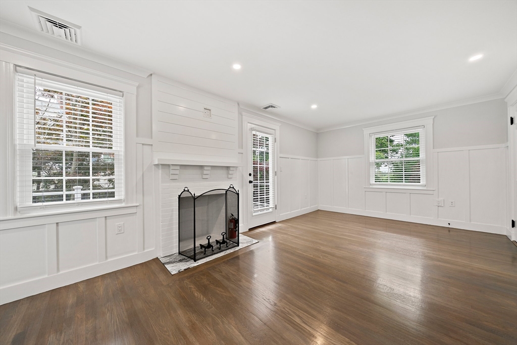 37 Wolcott St