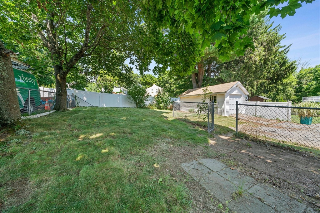 624 Main St