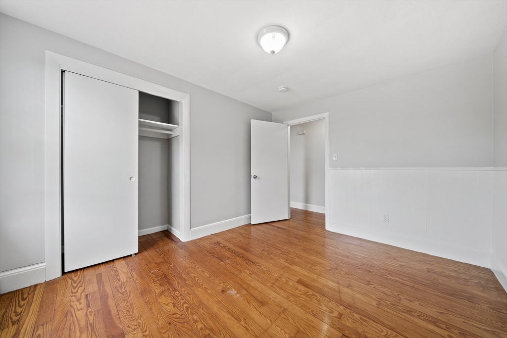 26 Revere St # 3A