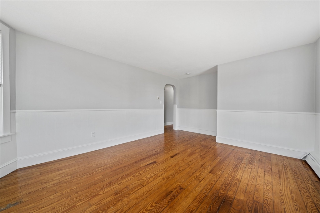 26 Revere St # 3A