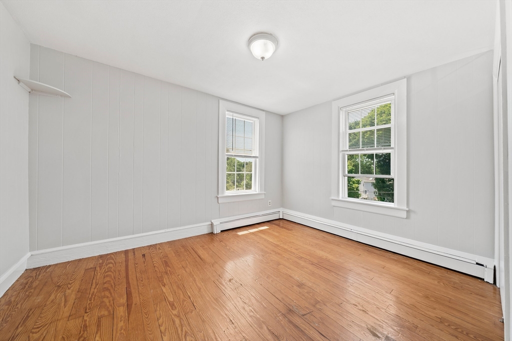 26 Revere St # 3A