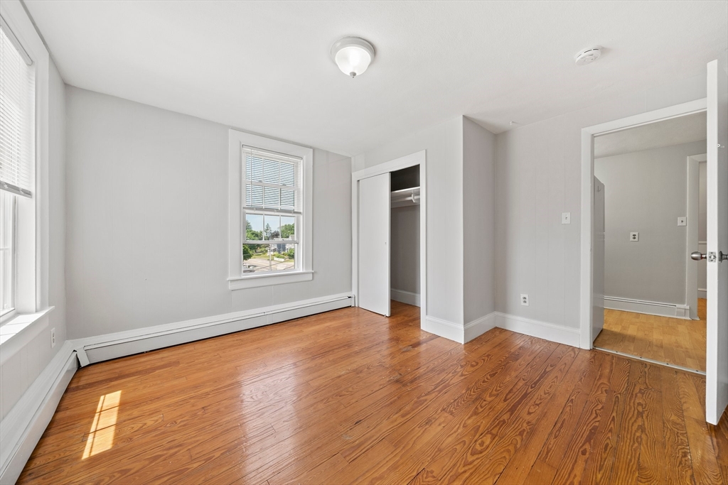 26 Revere St # 3A