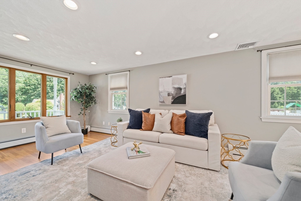 5 Kingsbury Rd
