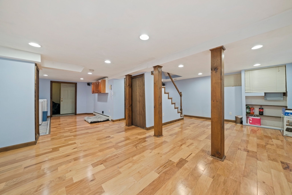 5 Kingsbury Rd