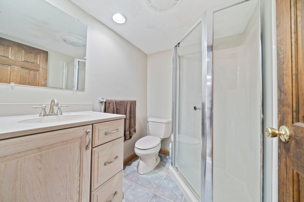 5 Kingsbury Rd