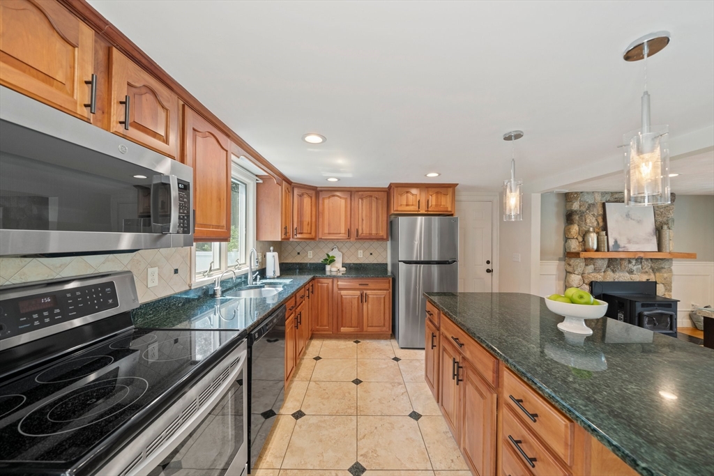 5 Kingsbury Rd