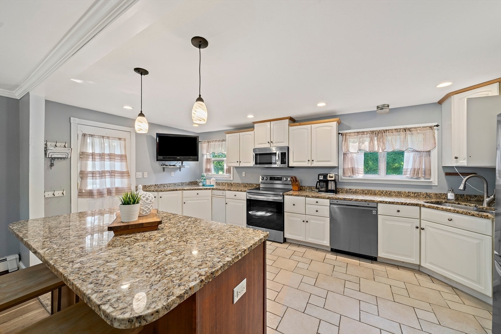 264 Turnpike St