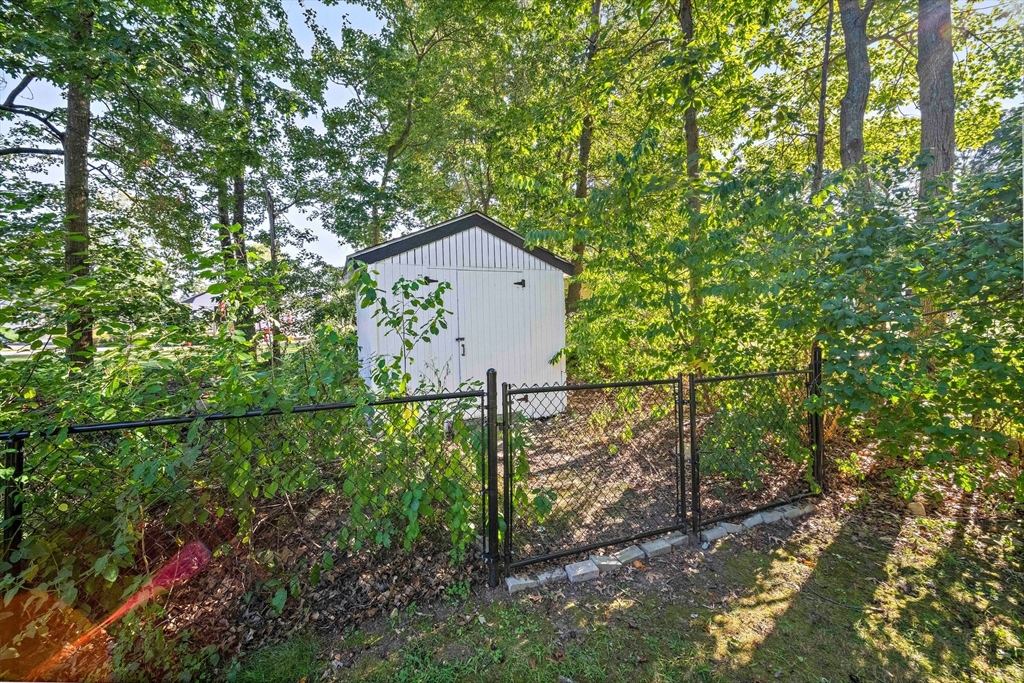 264 Turnpike St