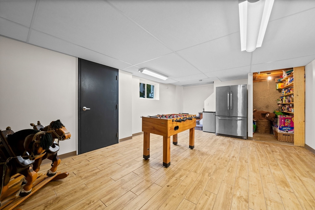 18 Sunnybrook Ln