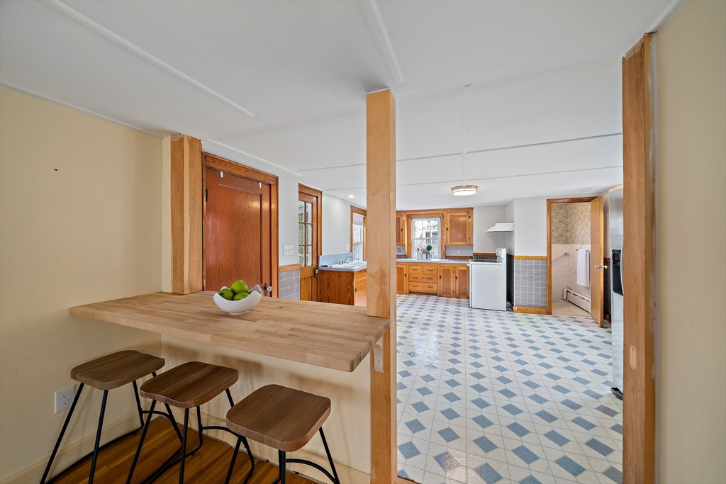 43 Lydon St