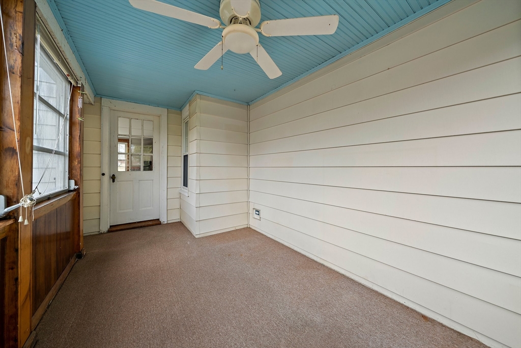 43 Lydon St