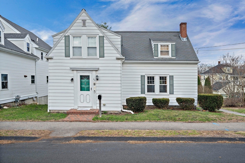 43 Lydon St